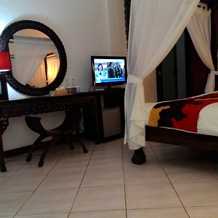 Puri Maharani Boutique Hotel Denpasar Exteriör bild