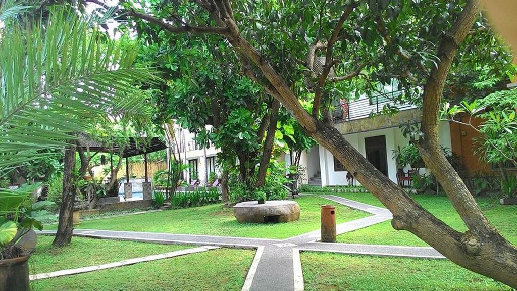 Puri Maharani Boutique Hotel Denpasar Exteriör bild