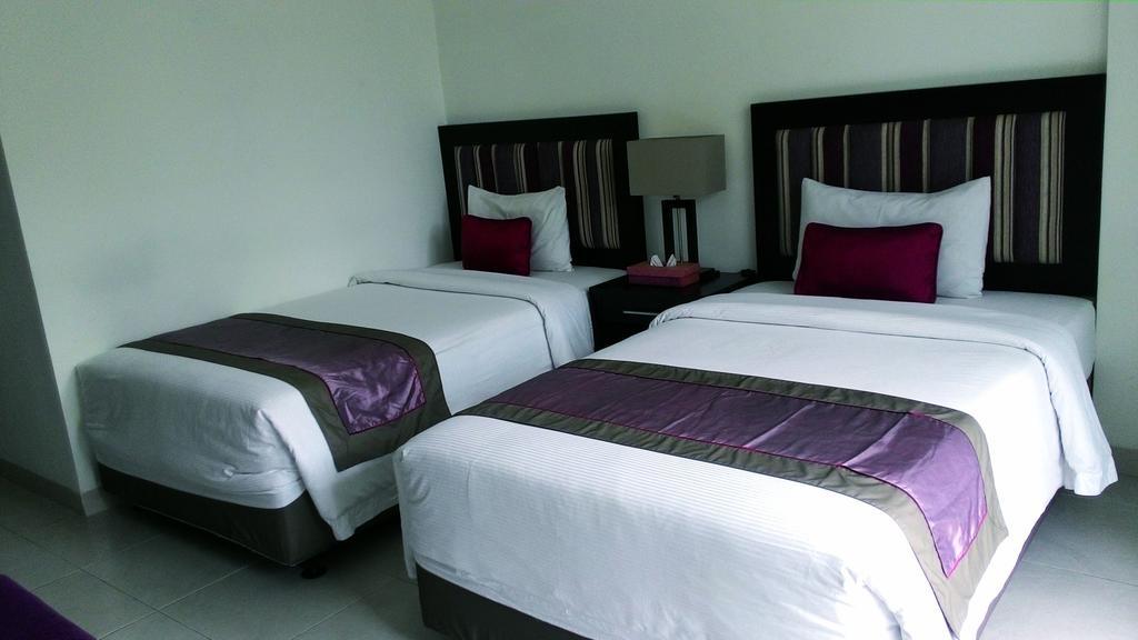 Puri Maharani Boutique Hotel Denpasar Exteriör bild