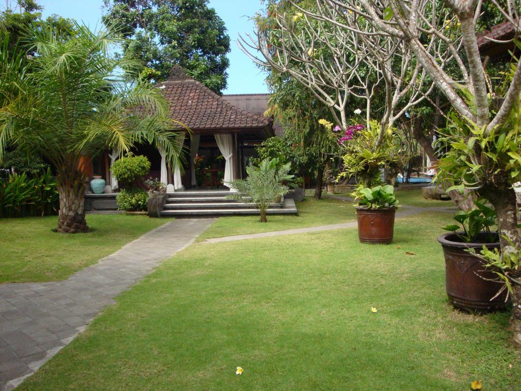 Puri Maharani Boutique Hotel Denpasar Exteriör bild