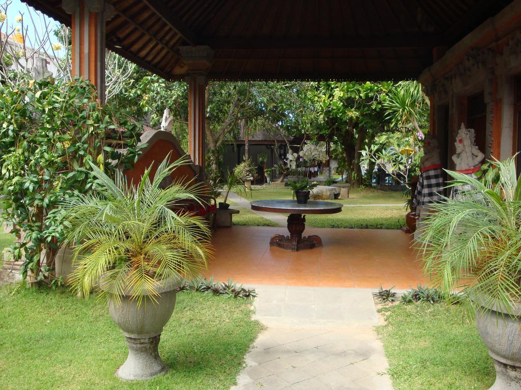 Puri Maharani Boutique Hotel Denpasar Exteriör bild