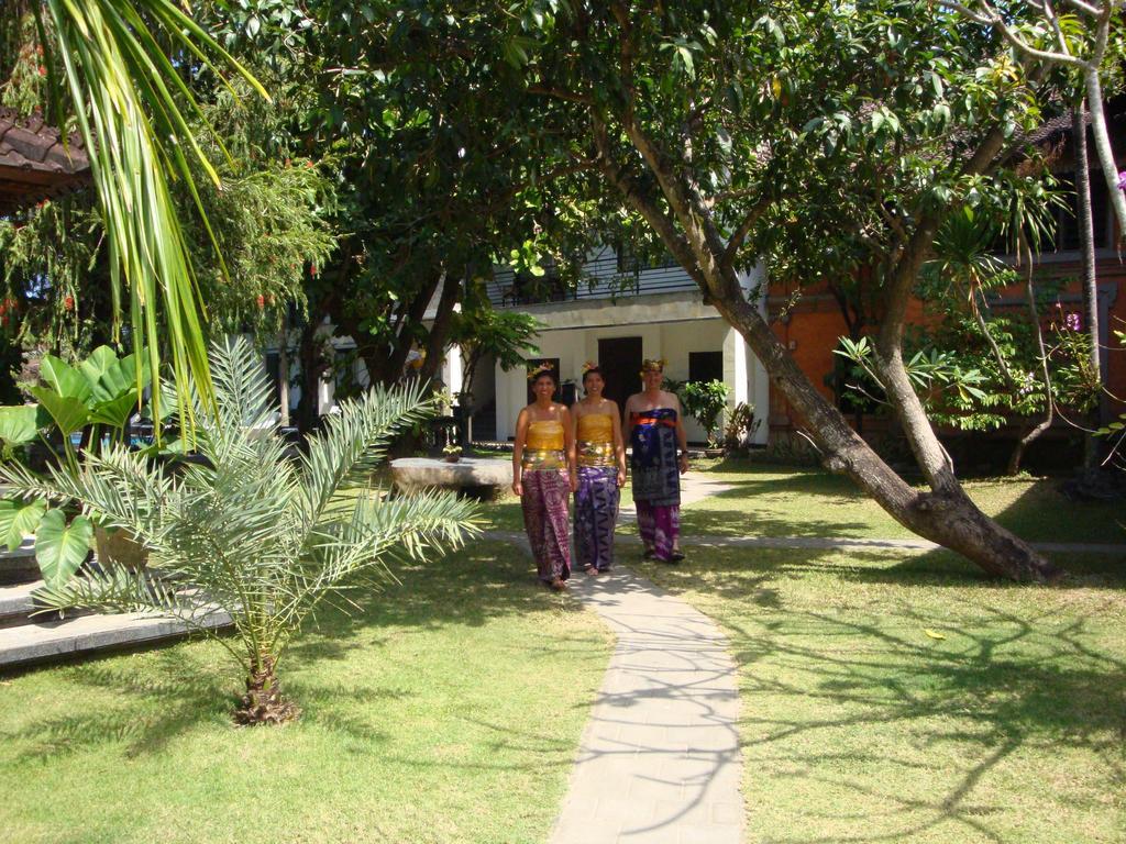 Puri Maharani Boutique Hotel Denpasar Exteriör bild